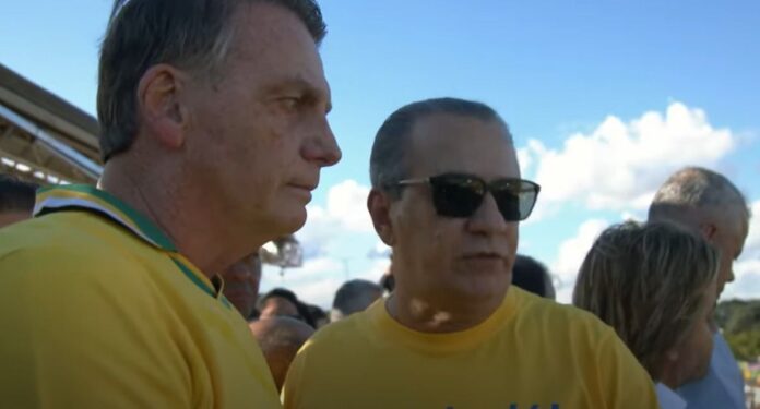 bolsonaro-chega-em-ato-por-anistia-em-brasilia