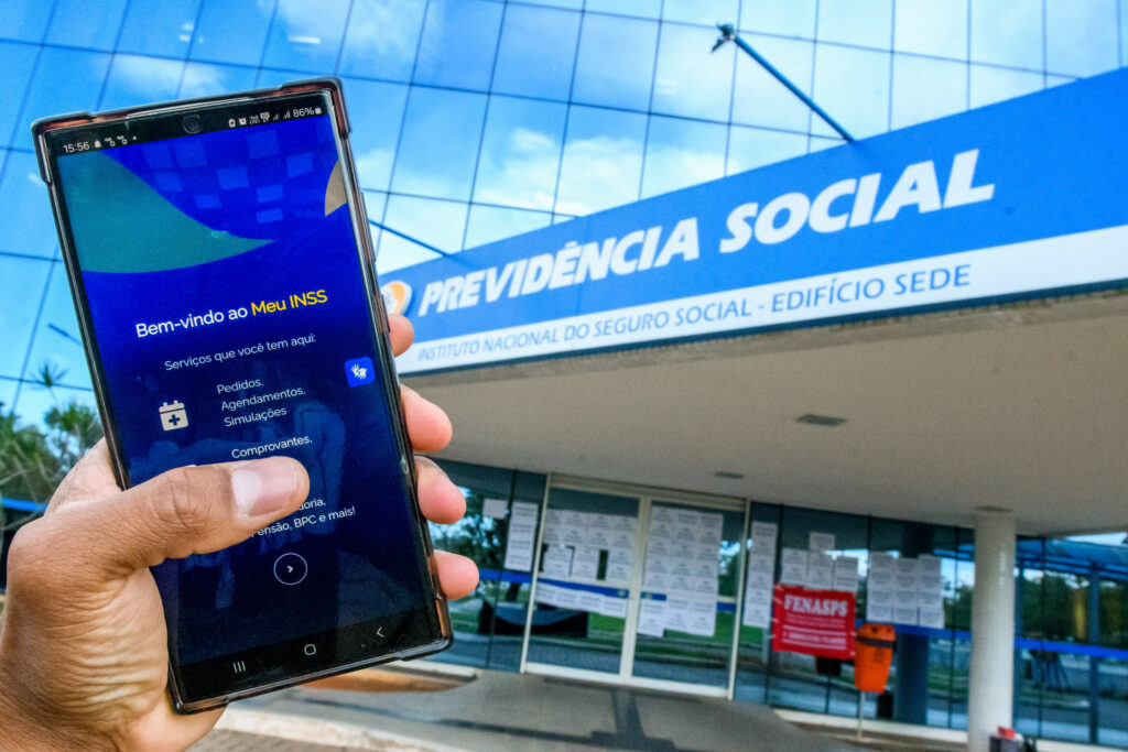 inss-bloqueia-descontos-de-consignado-clt-para-todos-os-beneficiarios