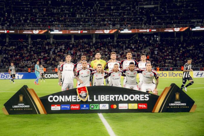 jogadores-do-flamengo-sofrem-tentativa-de-assalto,-e-carro-e-alvejado
