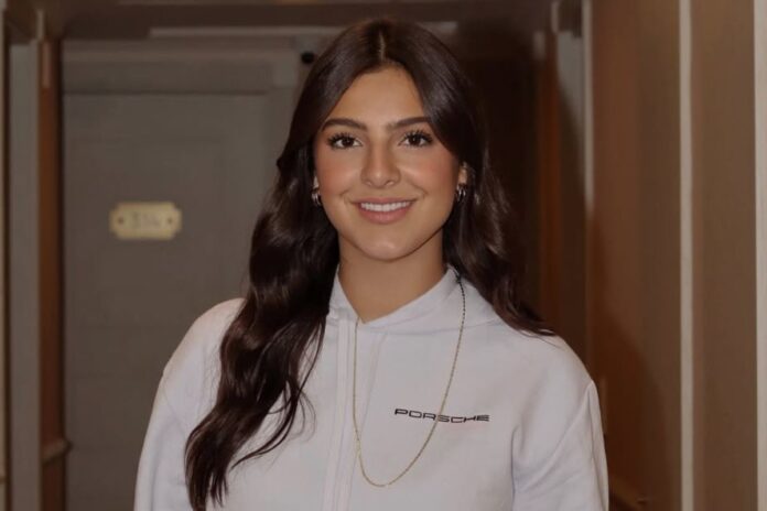 antonela-braga-ganha-1-milhao-de-seguidores-apos-treta-com-duda-guerra,-liz-e-julia-pimentel