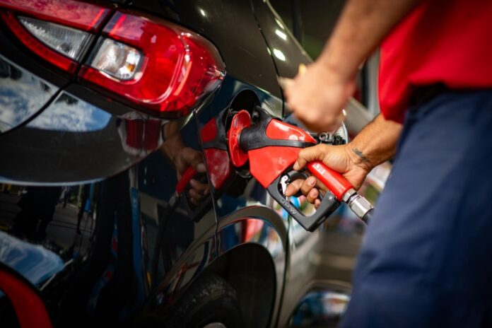 petrobras-reduz-em-5,6%-preco-da-gasolina-para-distribuidoras