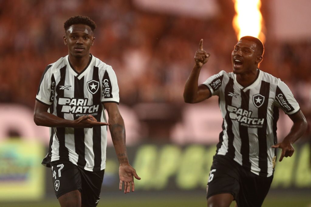 atacante-do-botafogo-passa-por-cirurgia-e-esta-fora-do-mundial.-veja