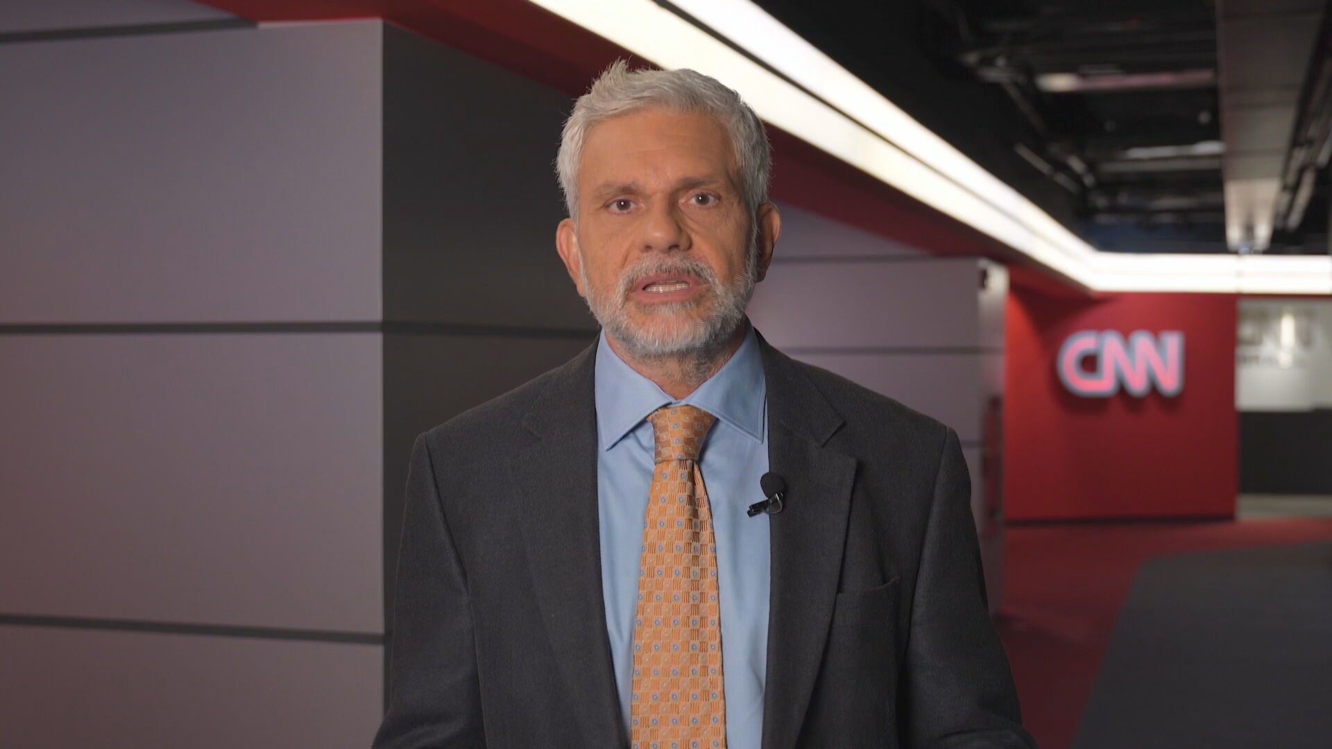 alberto-pfeifer:-os-desafios-da-democracia-em-tempos-de-incerteza