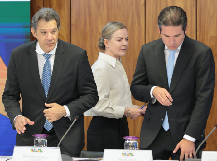 iof:-governo-se-aproxima-do-comando-do-congresso-para-reverter-crise