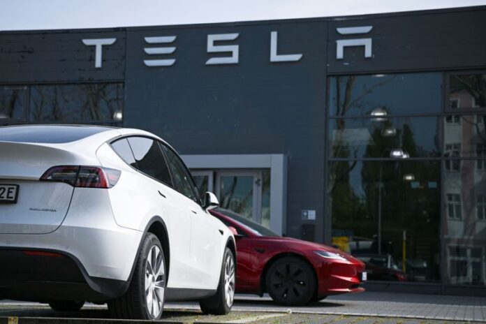 vendas-de-veiculos-da-tesla-fabricados-na-china-caem-15%-em-maio