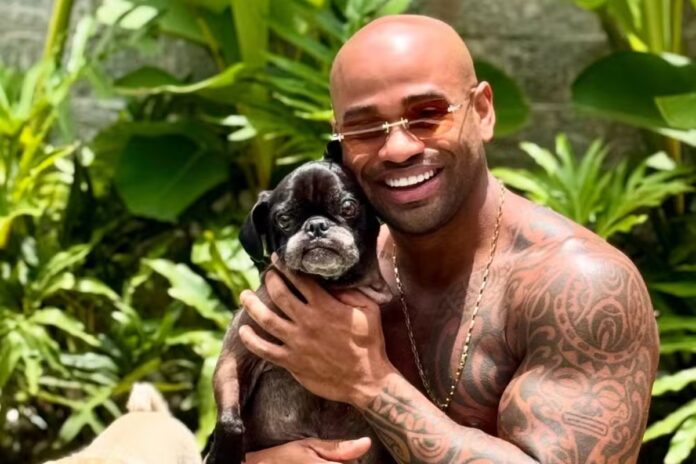 cezar-black-adota-pug-com-cinomose-apos-a-morte-de-rocco