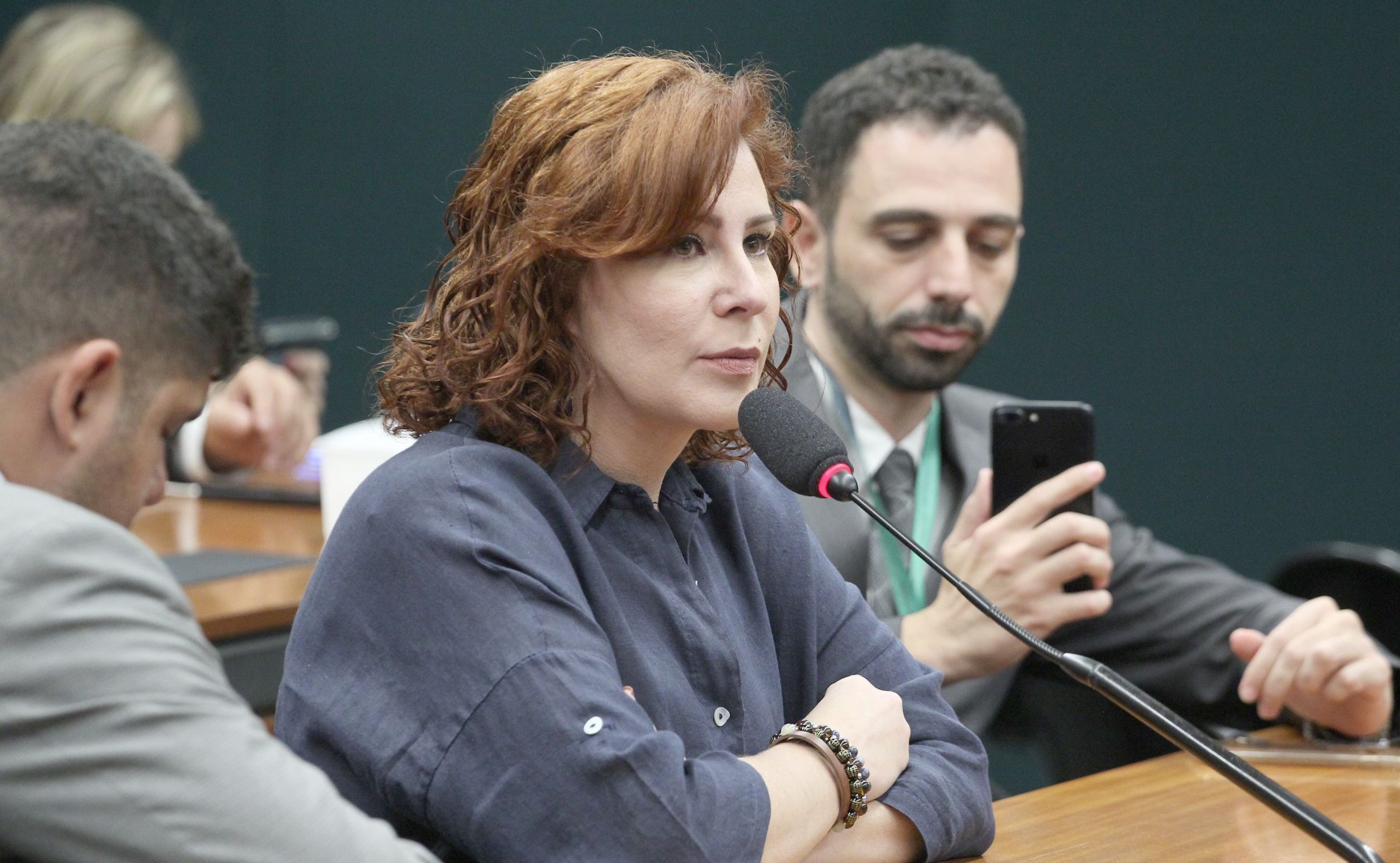 de-arma-na-rua-a-obstrucao-de-justica:-veja-processos-contra-zambelli