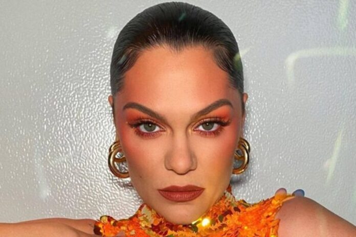 jessie-j-e-diagnosticada-com-cancer-aos-37-anos.-veja-sinais-de-alerta