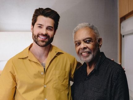 alok-e-gilberto-gil-anunciam-novo-lancamento-e-parceria-em-show-no-pacaembu