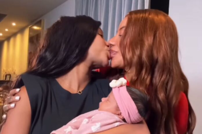 ludmilla-revela-rosto-da-filha-zuri-em-video-com-brunna-goncalves