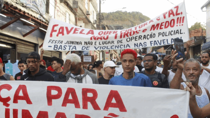 rj:-oruam-e-moradores-protestam-apos-morte-de-jovem-baleado-em-festa-junina
