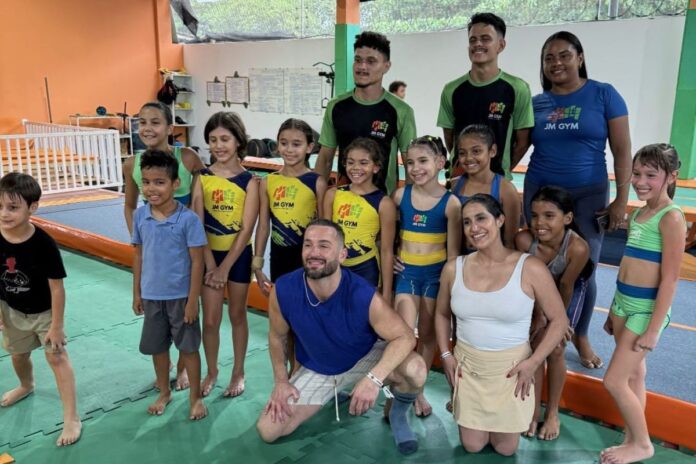diego-e-dani-hypolito-levam-emocao-e-aprendizado-a-jovens-atletas-em-sao-luis
