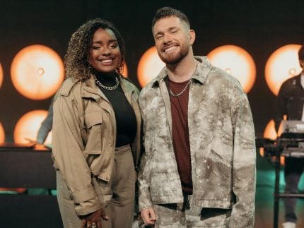 com-18,4-milhoes-de-views,-gba-music-lanca-album-de-estreia-da-gba-worship