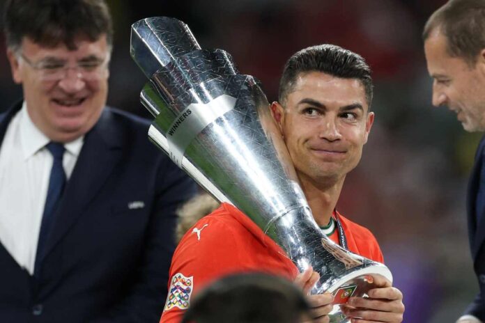 cristiano-ronaldo-abre-o-jogo-sobre-chance-de-atuar-ao-lado-de-messi