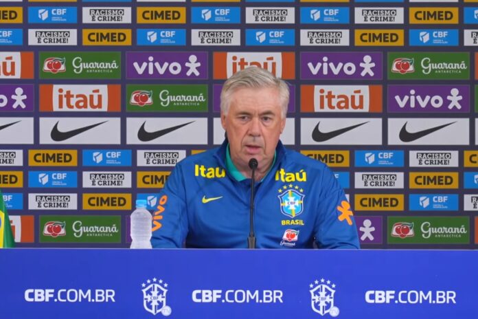 ancelotti-elogia-raphinha-em-entrevista:-“um-dos-melhores-jogadores”