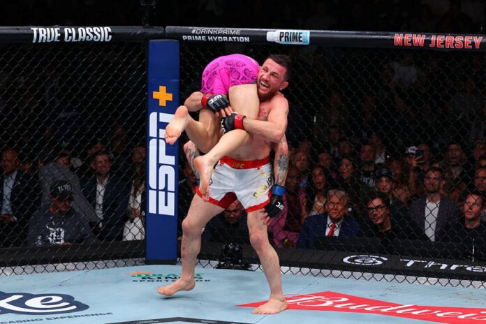 ufc-316:-merab-domina-mais-uma-vez-e-nova-campea-surpreende-o-mundo