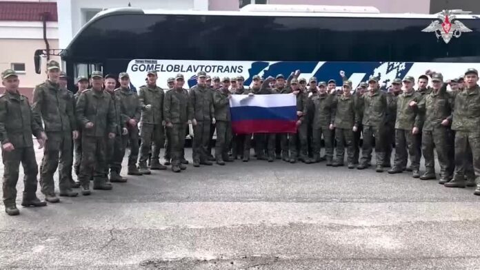 russia-e-ucrania-trocam-prisioneiros-de-guerra-com-menos-de-25-anos