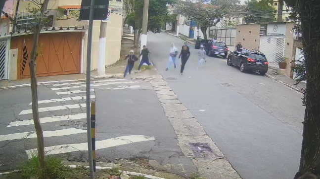 video:-visitantes-de-casa-de-repouso-sao-vitimas-de-arrastao-em-sao-paulo