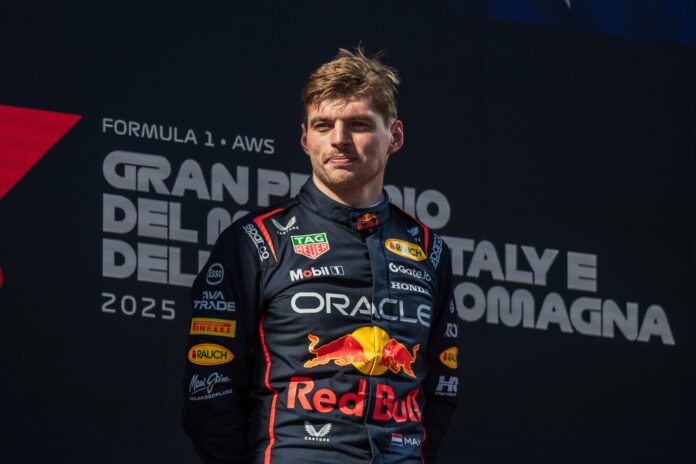 max-verstappen-esta-a-um-ponto-de-suspensao-na-formula-1.-entenda