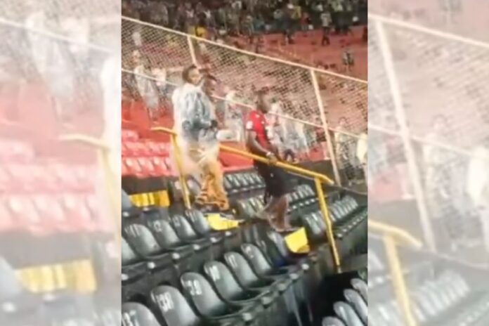 video:-pai-de-jamerson-chora-ao-ver-lesao-do-lateral-em-campo