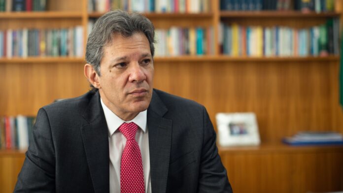 haddad:-nao-havera-mais-gasto-em-26-e-tamanho-do-deficit-nao-define-eleicao