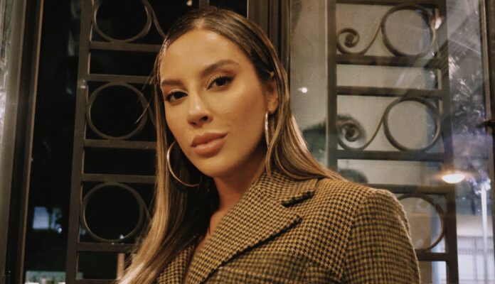 campea-do-bbb25,-renata-revela-motivo-de-ser-discreta-com-vida-pessoal