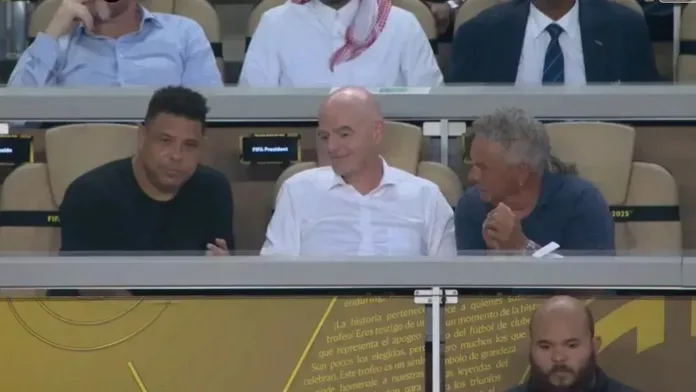 ronaldo-se-junta-a-demais-personalidades-para-abertura-do-mundial