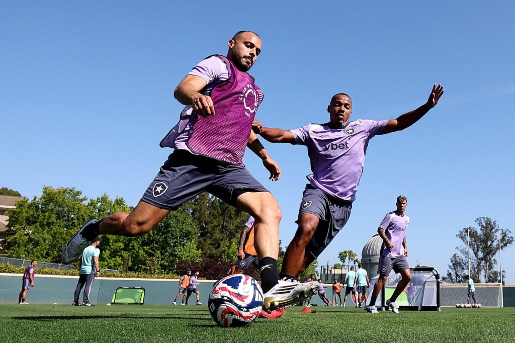 com-reforcos,-botafogo-estreia-no-mundial-contra-o-seattle-sounders