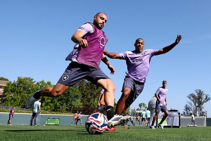 com-reforcos,-botafogo-estreia-no-mundial-contra-o-seattle-sounders