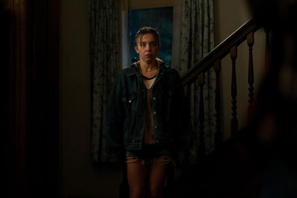 sydney-sweeney-assistiu-a-videos-de-casos-reais-para-viver-jovem-viciada