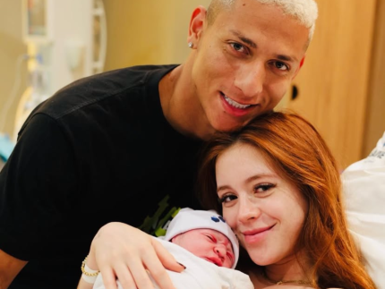chegou!-nasce-o-primeiro-filho-de-richarlison,-da-selecao,-e-amanda-araujo