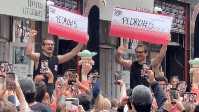 concurso-reune-sosias-de-pedro-pascal-em-nova-york-e-elege-vencedor;-veja