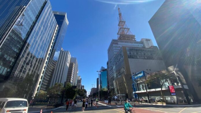 com-tempo-seco,-sao-paulo-tera-manhas-frias-e-tardes-quentes