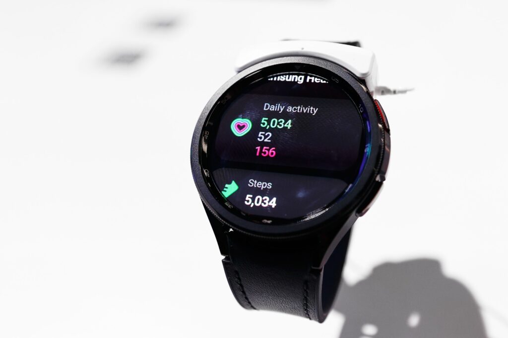samsung-mira-mercado-de-saude-digital-com-novos-recursos-em-smartwatches