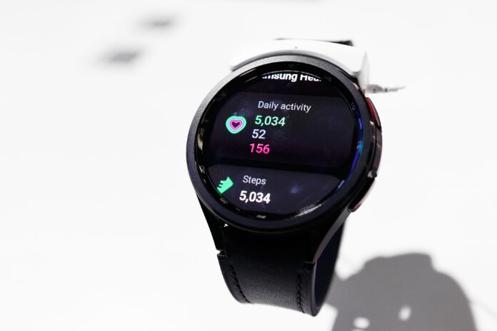 samsung-mira-mercado-de-saude-digital-com-novos-recursos-em-smartwatches