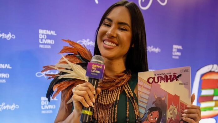 isabelle-nogueira-lanca-e-esgota-livro-em-1-hora-na-bienal-do-rio