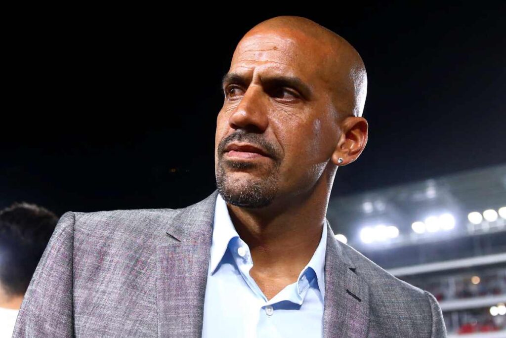 vitoria-cup:-veron-reencontra-cruzeiro-como-presidente-do-estudiantes