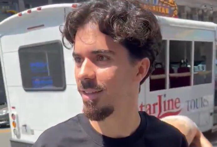torcedores-do-botafogo-encontram-vitinha:-“conhece-‘magic’-freitas?”
