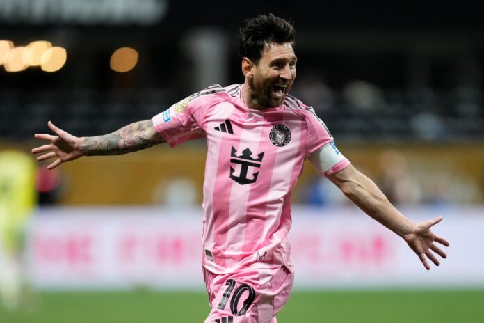 video:-messi-faz-golaco-de-falta-e-vira-jogo-contra-o-porto-no-mundial