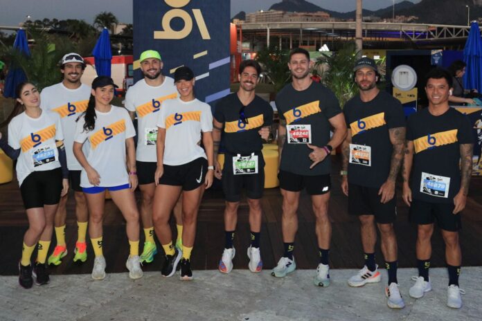 ex-bbbs-invadem-a-orla-carioca-na-maratona-do-rio