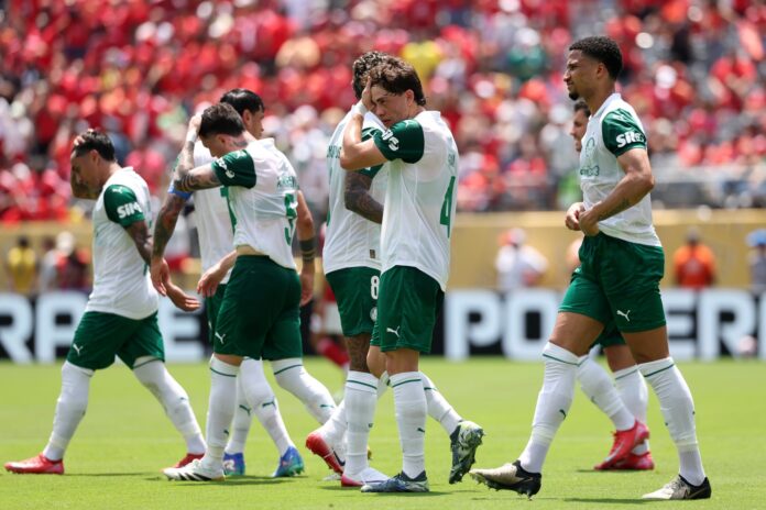 palmeiras-tera-mudancas-na-escalacao-contra-o-inter-miami,-de-messi