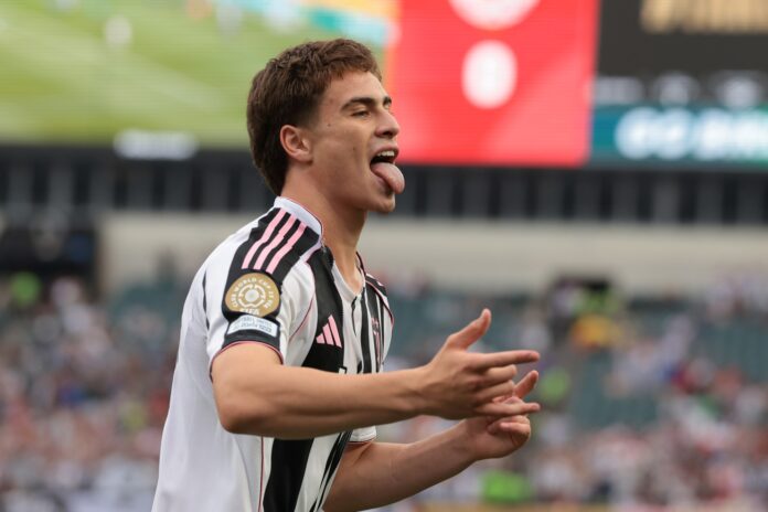 video:-com-golaco,-juventus-garante-vaga-nas-oitavas-do-mundial