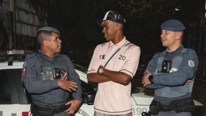 “solteiro-e-feliz”,-diz-lamine-yamal-sobre-ferias-com-neymar-no-brasil