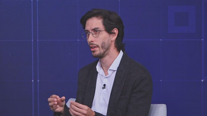 ha-um-“marketplace”-de-legislacoes-para-regular-redes-sociais,-diz-advogado