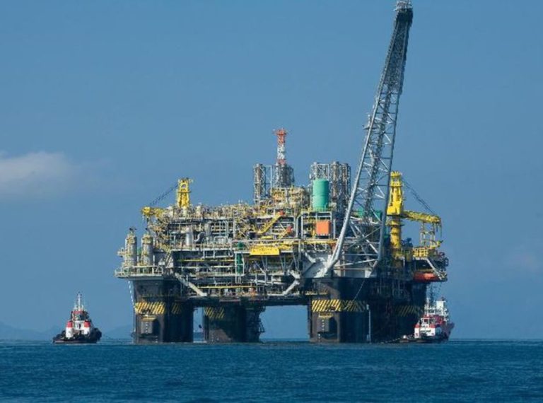 fazenda:-preco-do-petroleo-tende-a-subir-apos-ataques-dos-eua-ao-ira