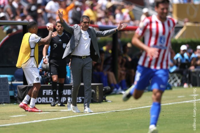 renato-paiva-avalia-classificacao-do-botafogo:-“ninguem-esperava”