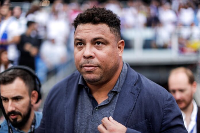 apos-crise-no-valladolid,-ronaldo-fala-em-comprar-o-corinthians