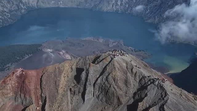 8-mortes-em-5-anos-em-vulcao-na-indonesia;-veja-historias-de-tragedias