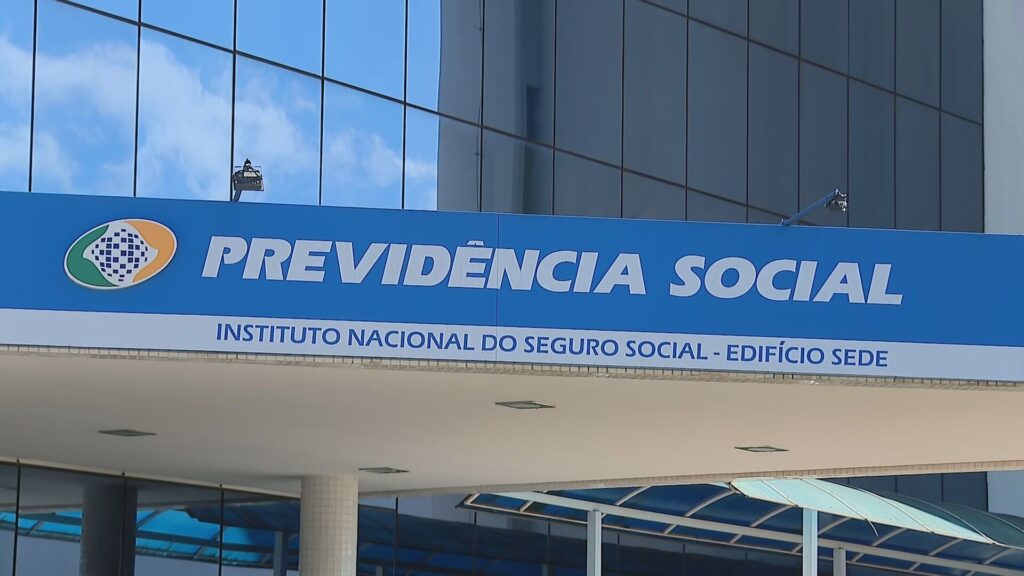 policia-civil-faz-operacao-contra-golpes-em-idosos-do-inss-no-rj