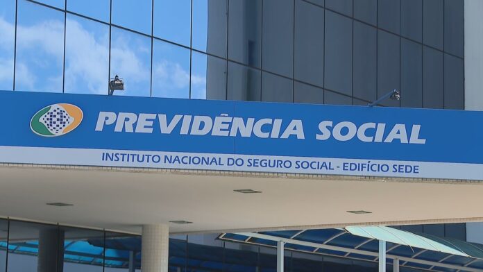 policia-civil-faz-operacao-contra-golpes-em-idosos-do-inss-no-rj